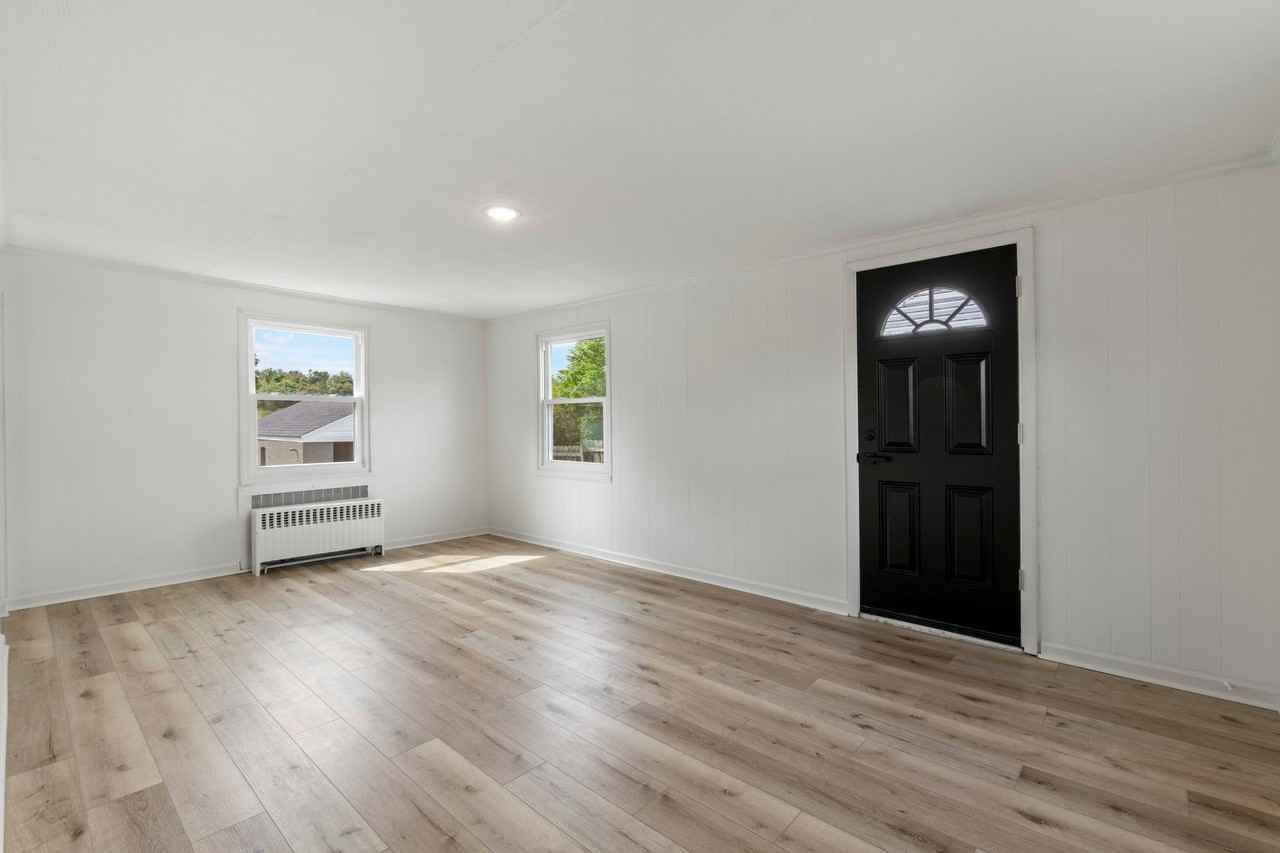 616 Grandview Ave - Photo 4 of 21