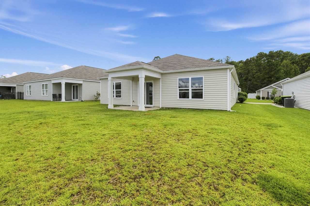 383 Spruce Pine Way - Photo 6 of 37