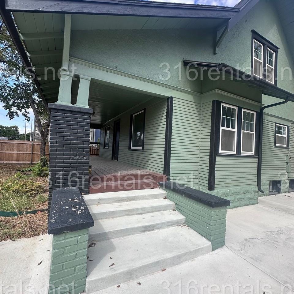 420 S Osage St - Photo 2 of 27
