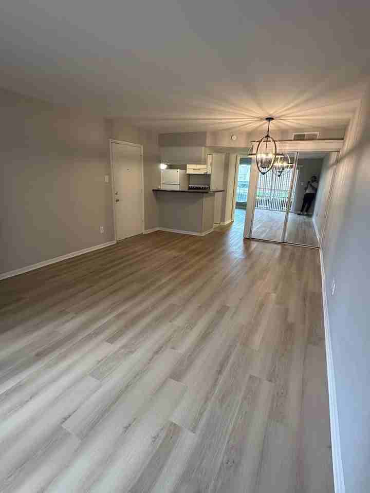 6750 6750 Quail Hollow Ct #3 - Photo 2 of 8