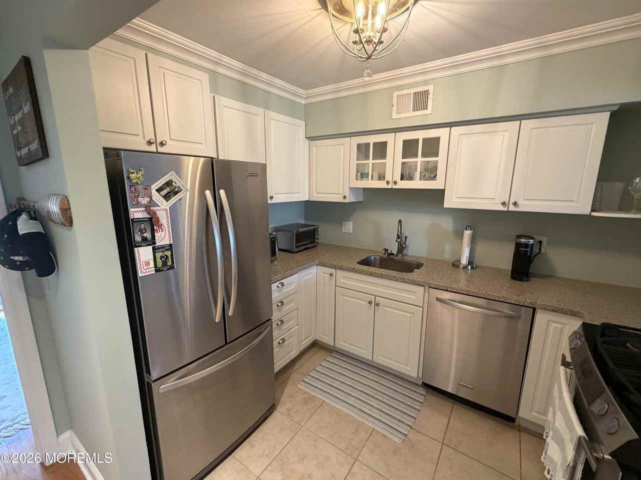 25 Meadow Ave #50 - Photo 6 of 20