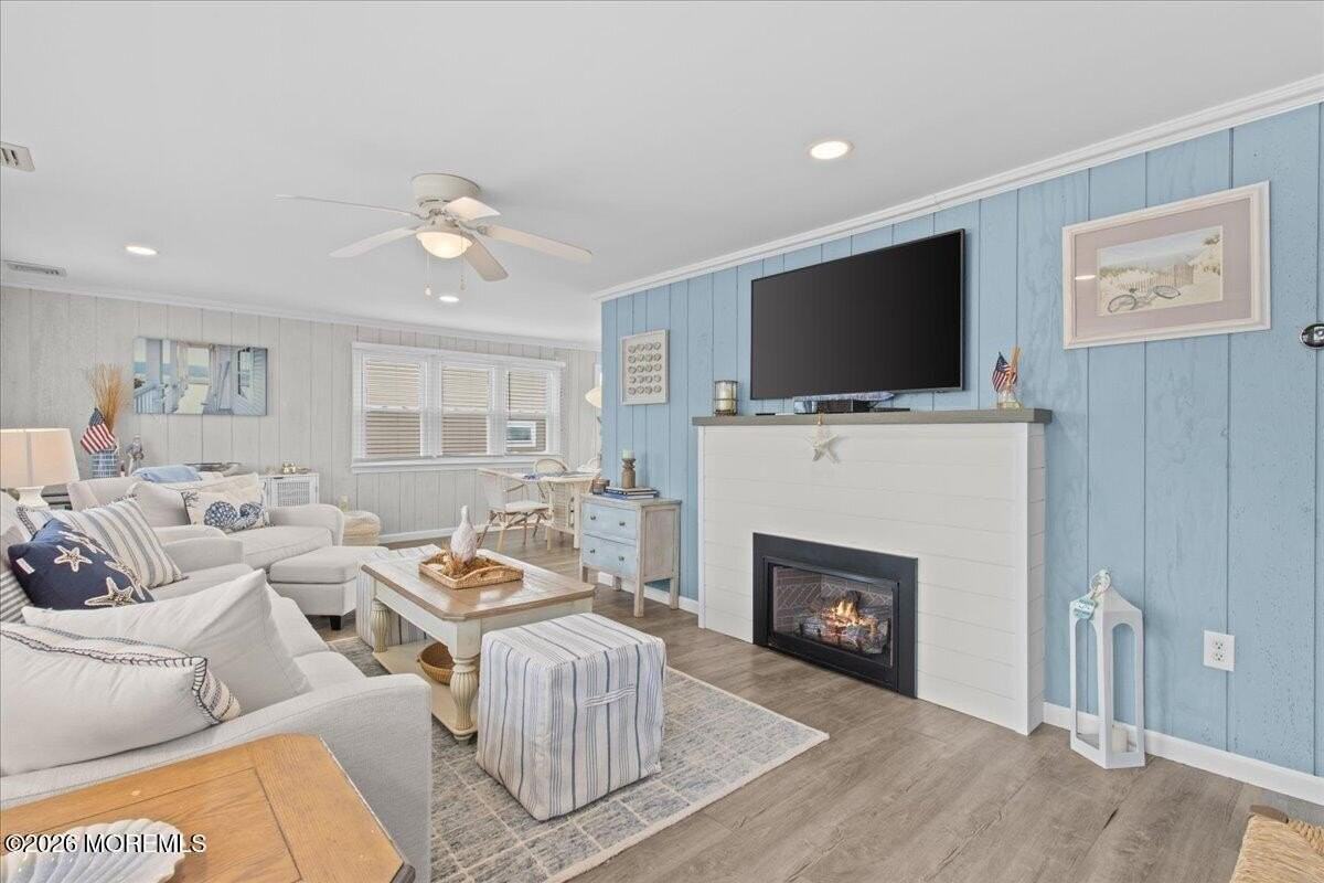 356 Morris Blvd - Photo 5 of 40