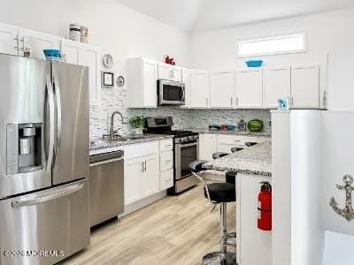 1016 5th Ave #2 - Photo 4 of 11