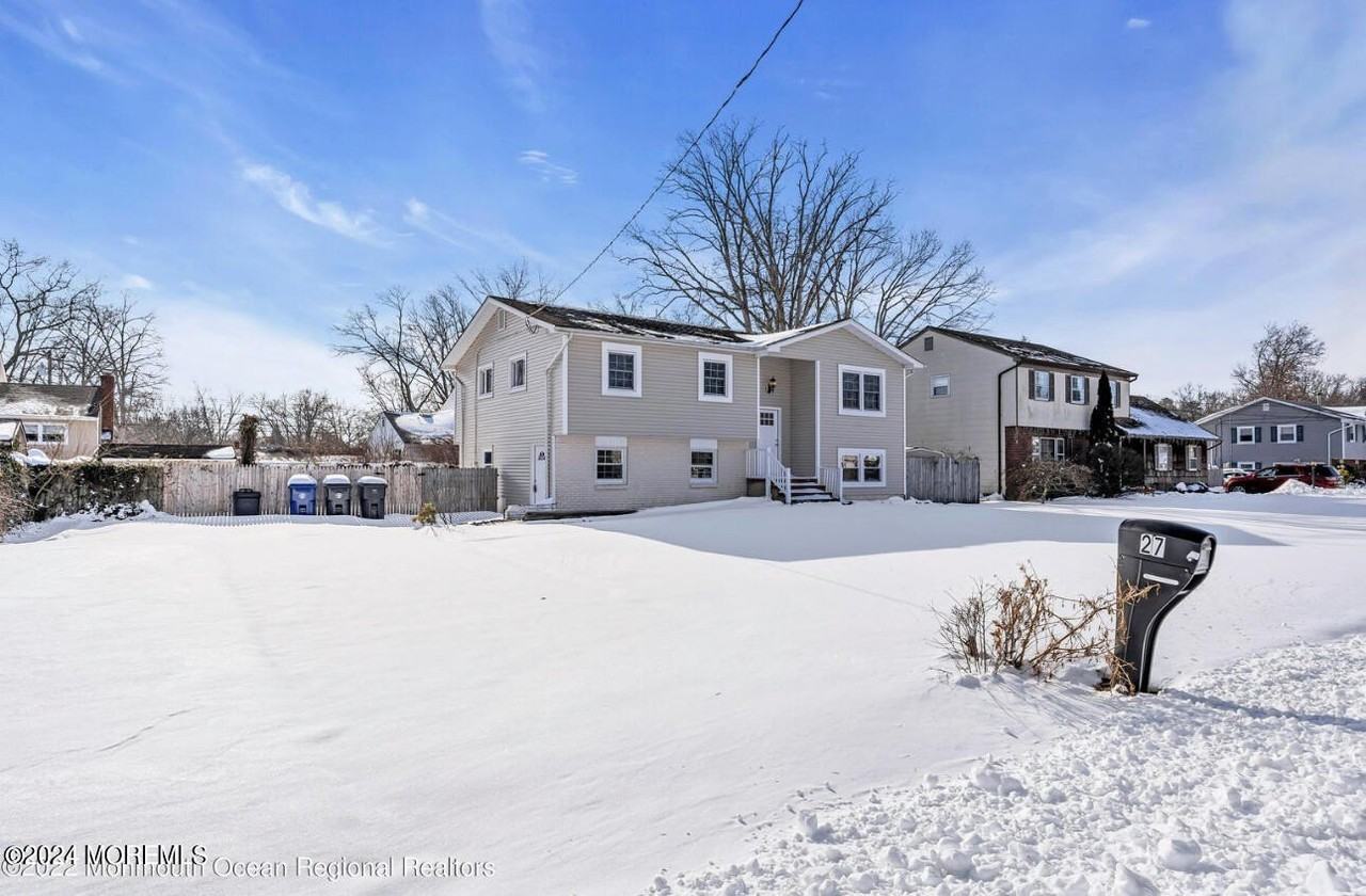 27 Oak Leaf Ln - Photo 4 of 17
