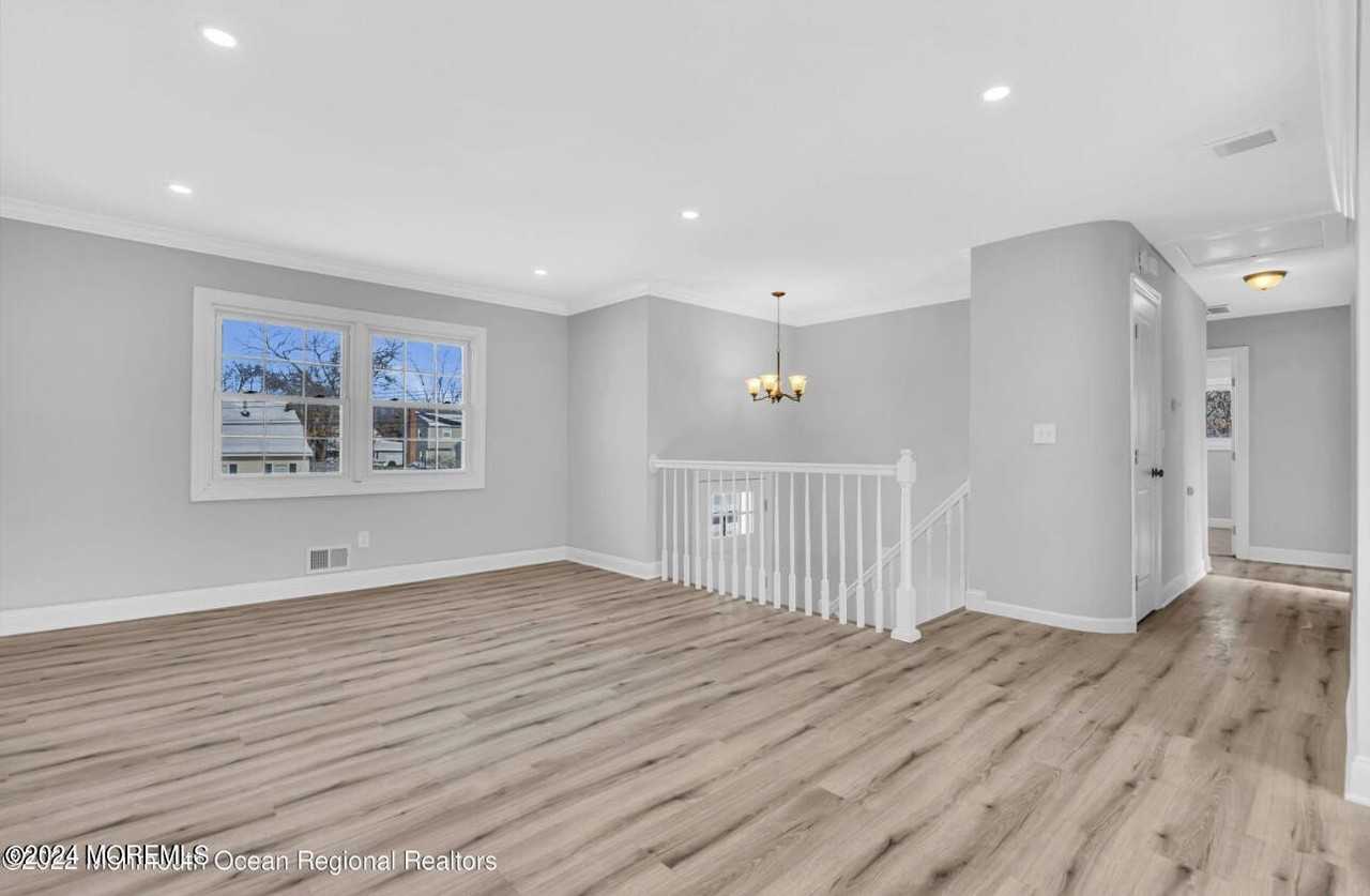 27 Oak Leaf Ln - Photo 7 of 17