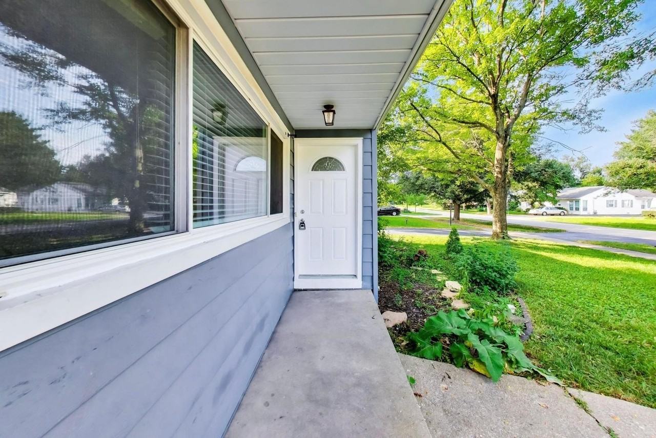 5705 Aubrey Ter - Photo 5 of 37