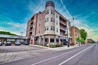 2515 W Lawrence Ave #3W - Photo 1 of 1