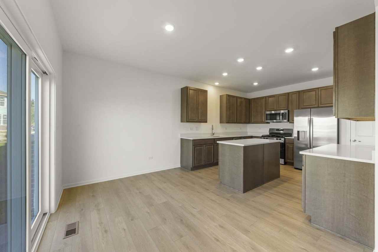 7705 Nightshade Ln - Photo 6 of 24