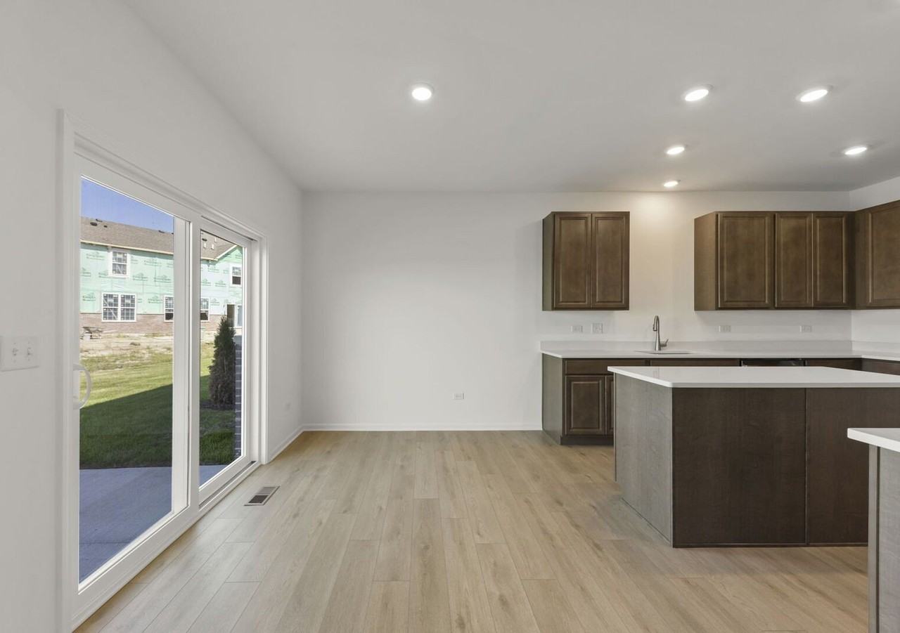 7705 Nightshade Ln - Photo 7 of 24