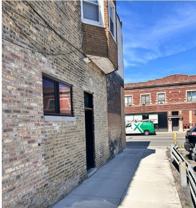4119 W Montrose Ave #1 - Photo 1 of 1