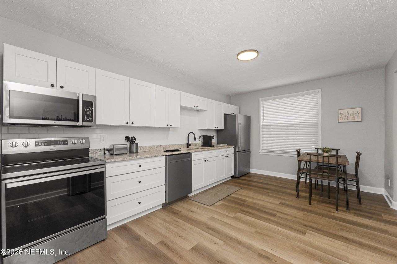 1833 San Marco Blvd #1 - Photo 5 of 28