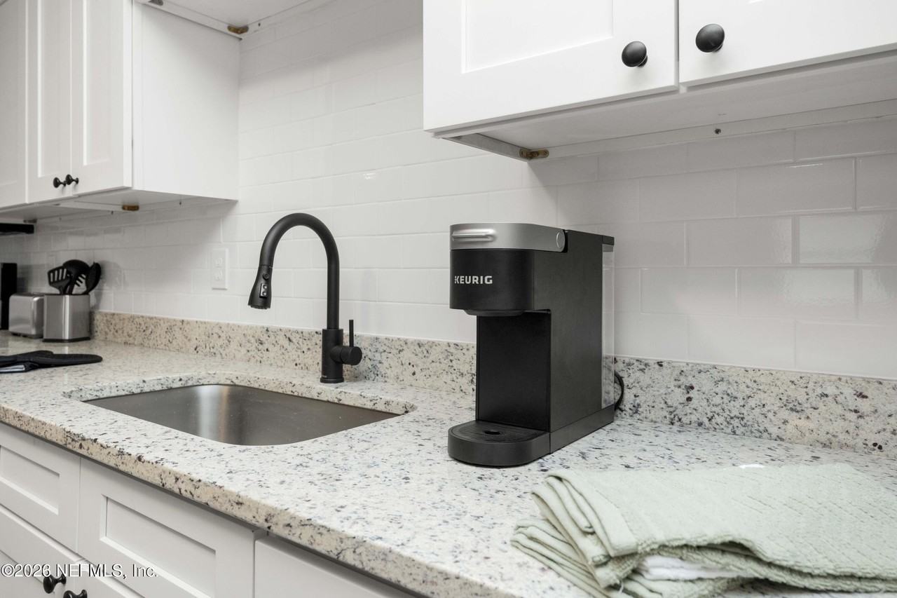 1833 San Marco Blvd #1 - Photo 7 of 28