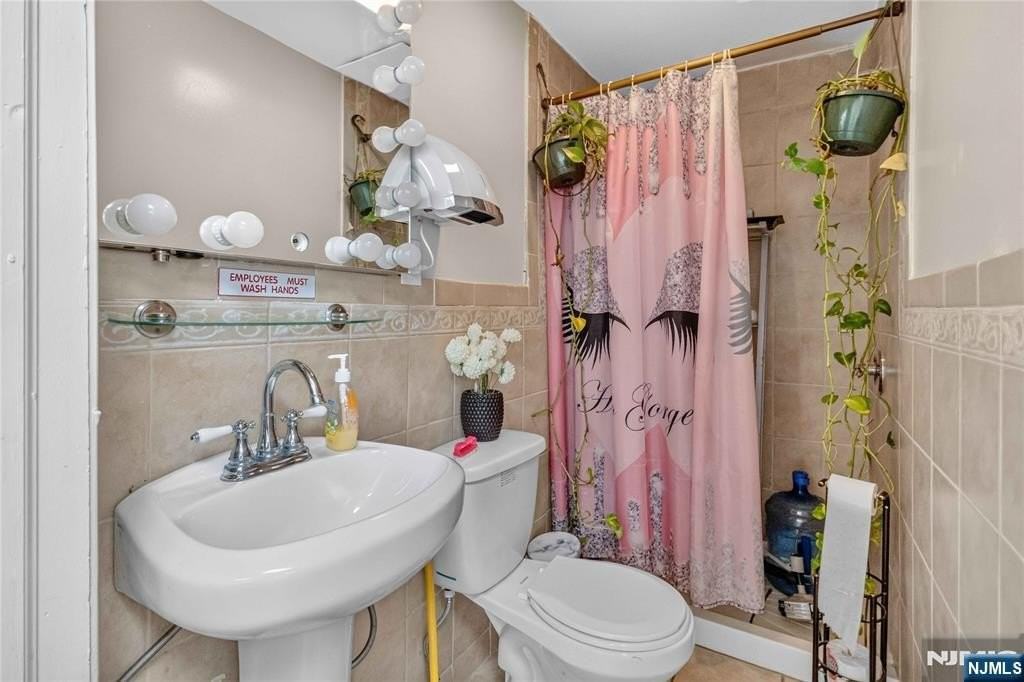 358 Broadway #2 - Photo 5 of 12