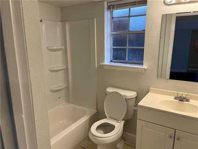 3821 Ridgelake Dr #113 - Photo 5 of 14