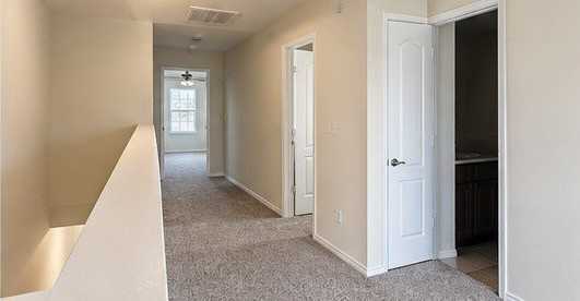 703 Parkplace Rdg - Photo 5 of 11