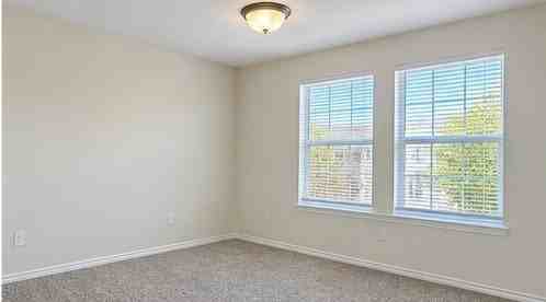 703 Parkplace Rdg - Photo 6 of 11