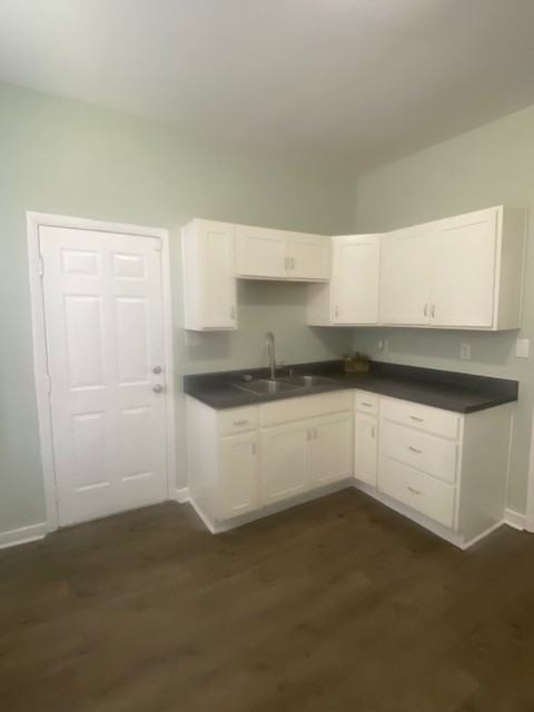 1036 Oakwood Ave #1 - Photo 4 of 19