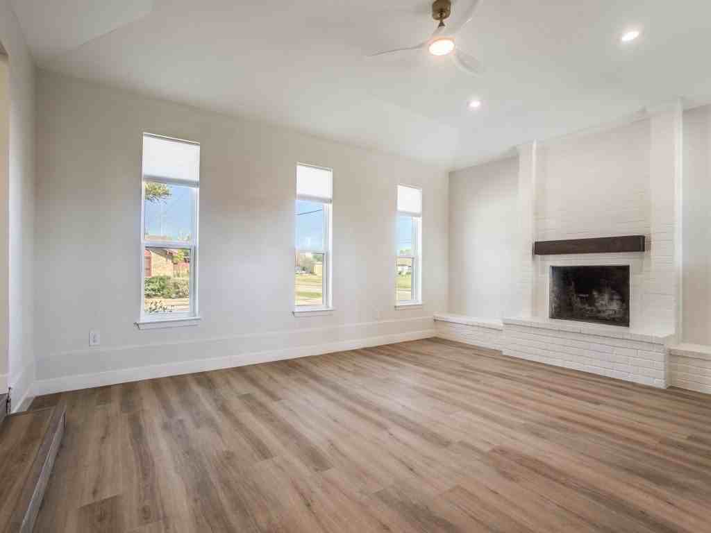 1242 Delores Dr - Photo 2 of 24