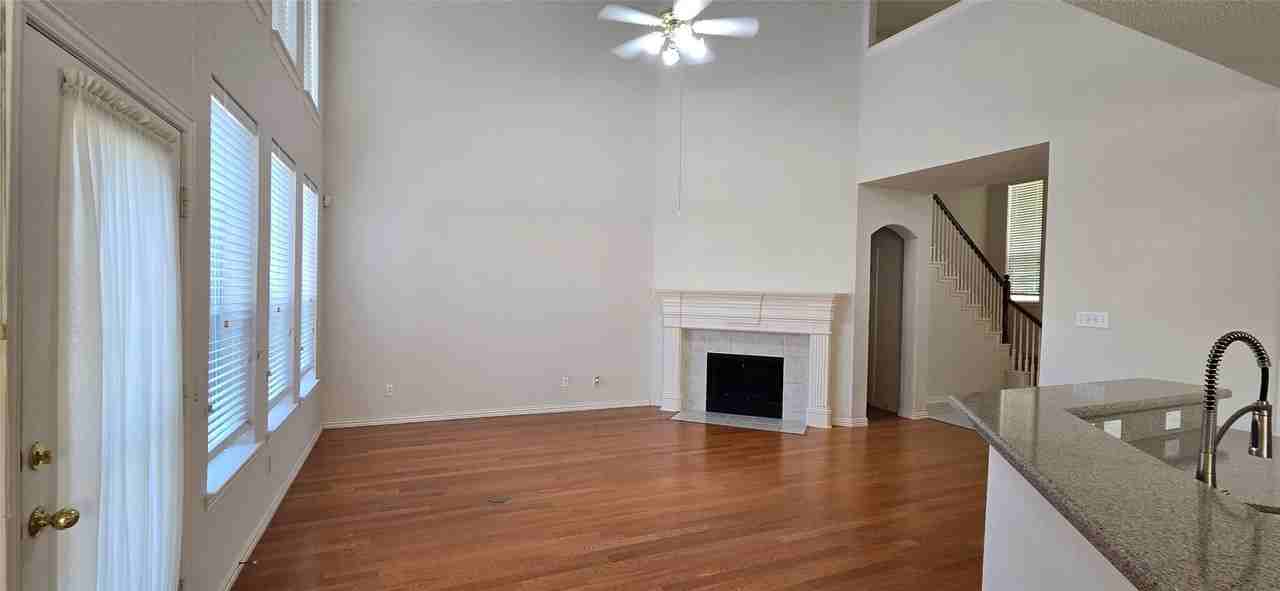 3509 Dripping Springs Dr - Photo 5 of 22