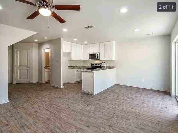 8011 Marydean Ave - Photo 2 of 8