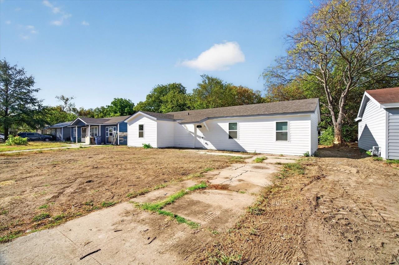 537 Nw King St - Photo 3 of 26