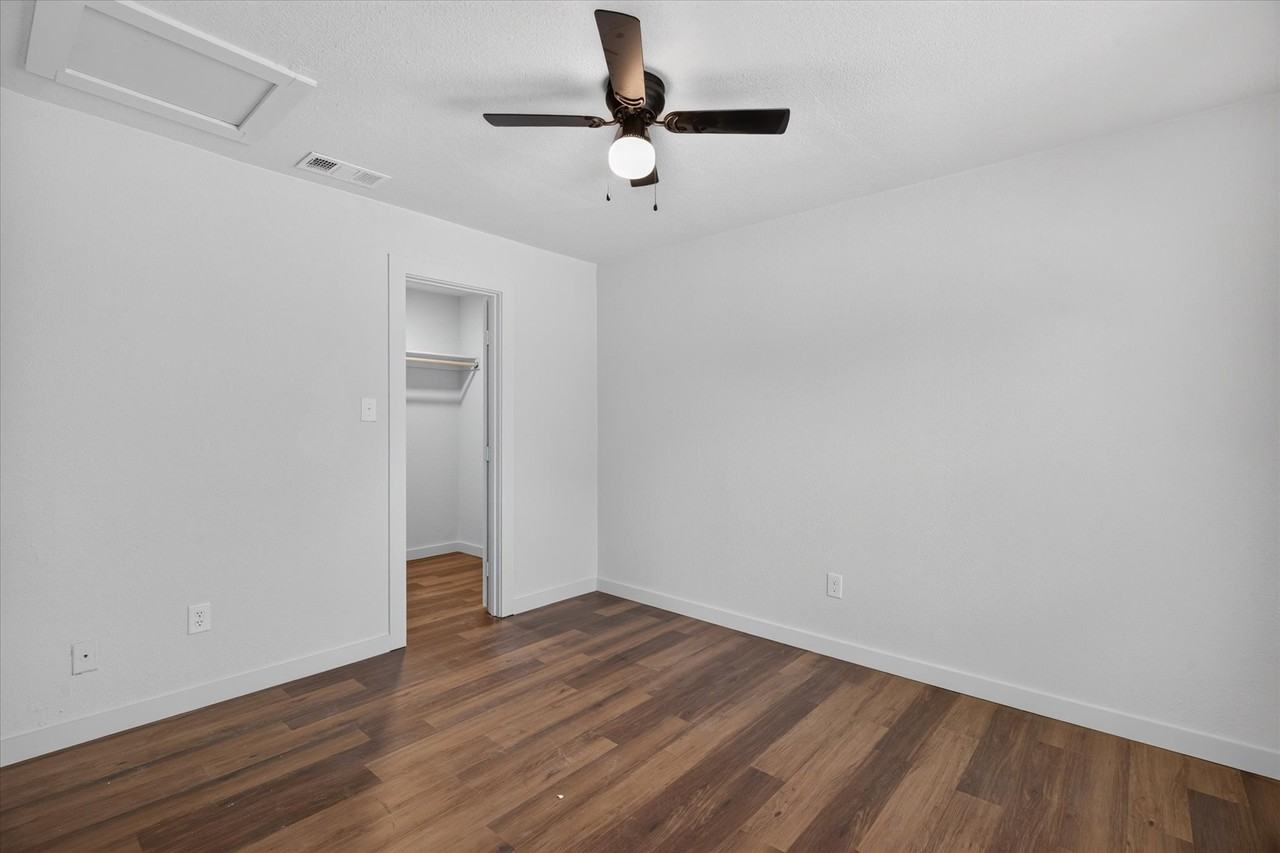 537 Nw King St - Photo 5 of 26