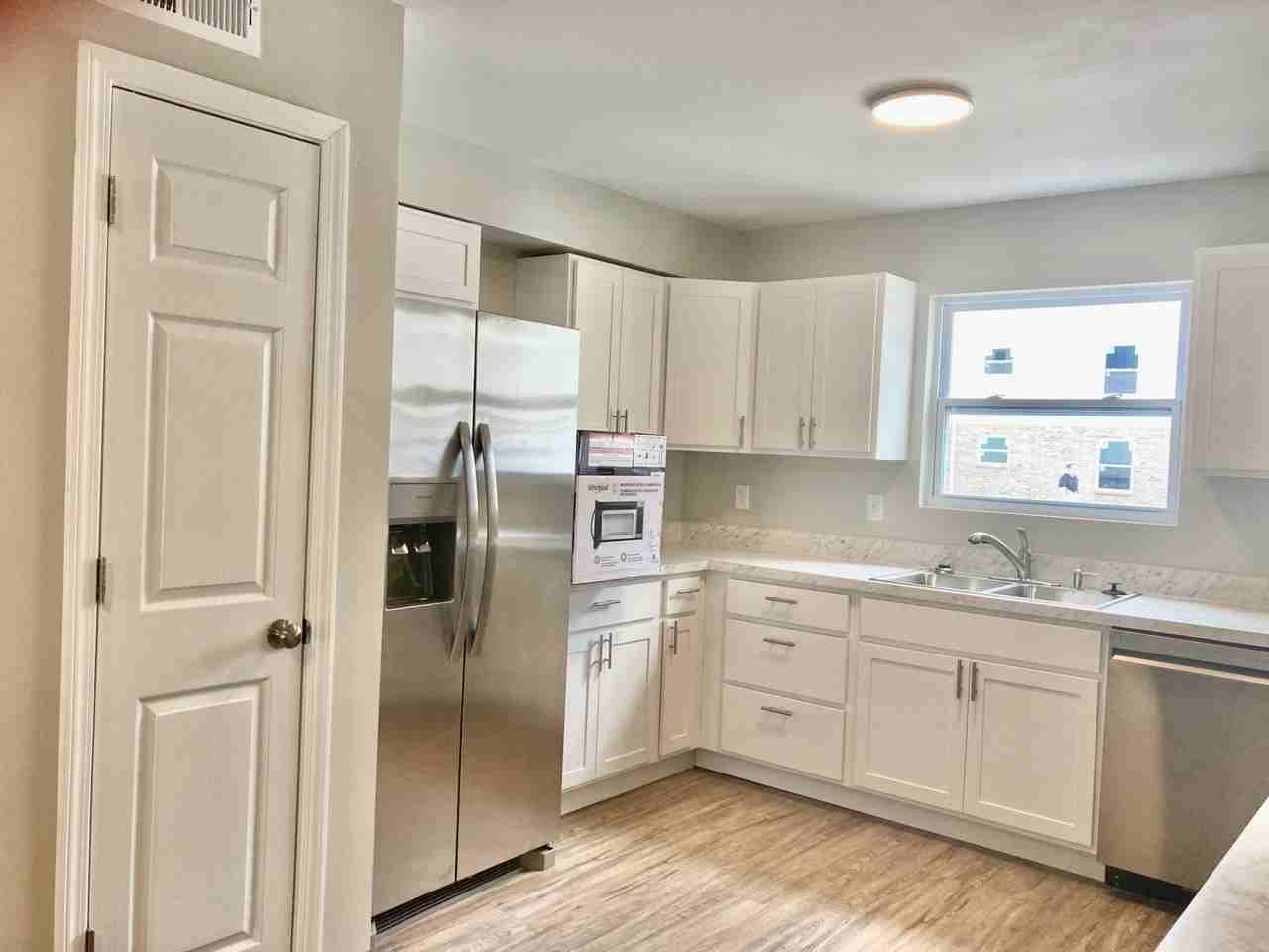 439 7th St #205 - Photo 6 of 13