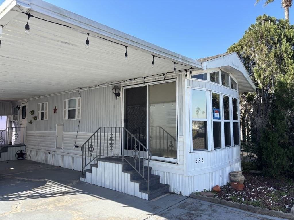 1501 S Airport Dr #225