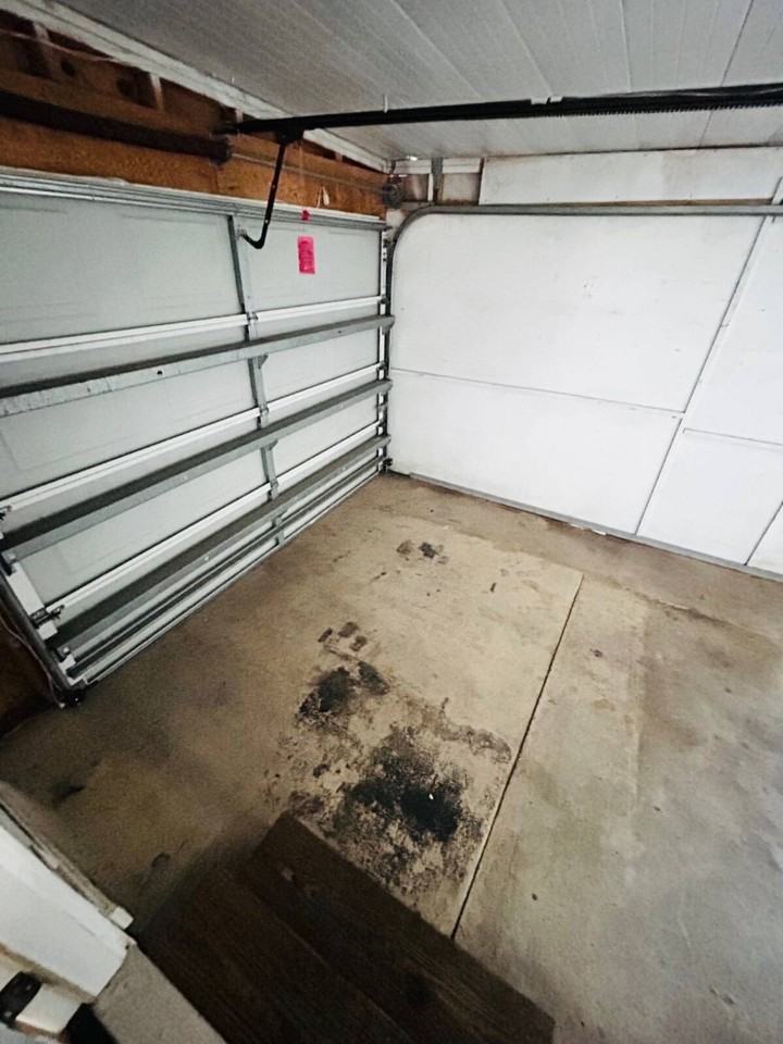 1603 Michigan Ave - Photo 2 of 12