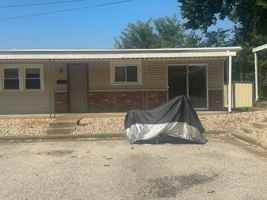 featured image of 321 10th St