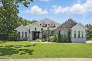 featured image of 104 Van Dusen Ln