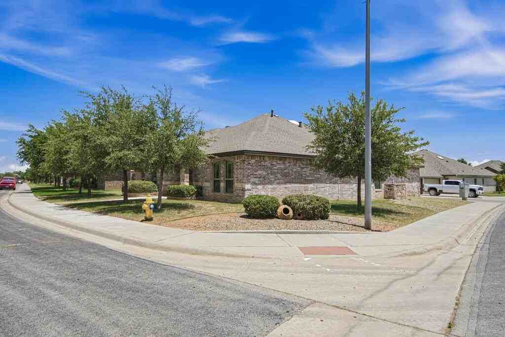 5521 San Clemente Dr - Photo 7 of 50