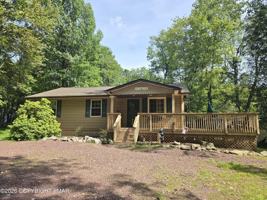 featured image of 156 Pineknoll Dr