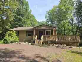 156 Pineknoll Dr - Photo 1 of 1