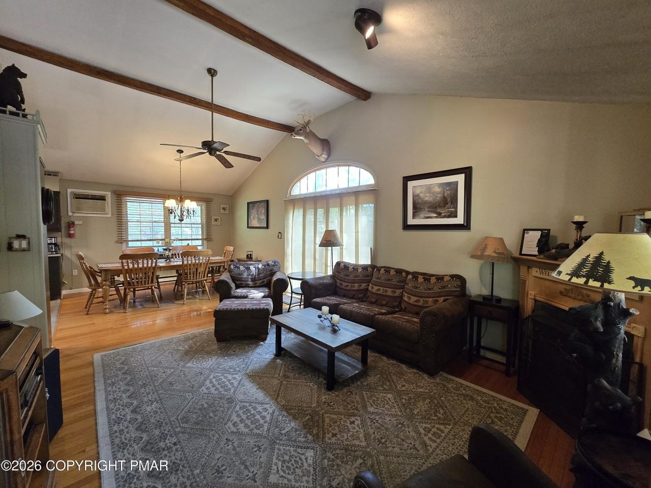 156 Pineknoll Dr - Photo 3 of 36