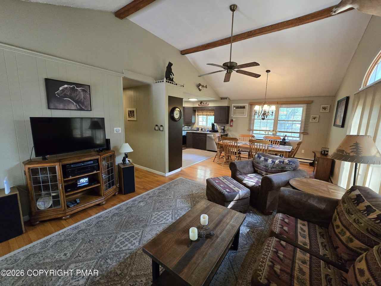156 Pineknoll Dr - Photo 5 of 36