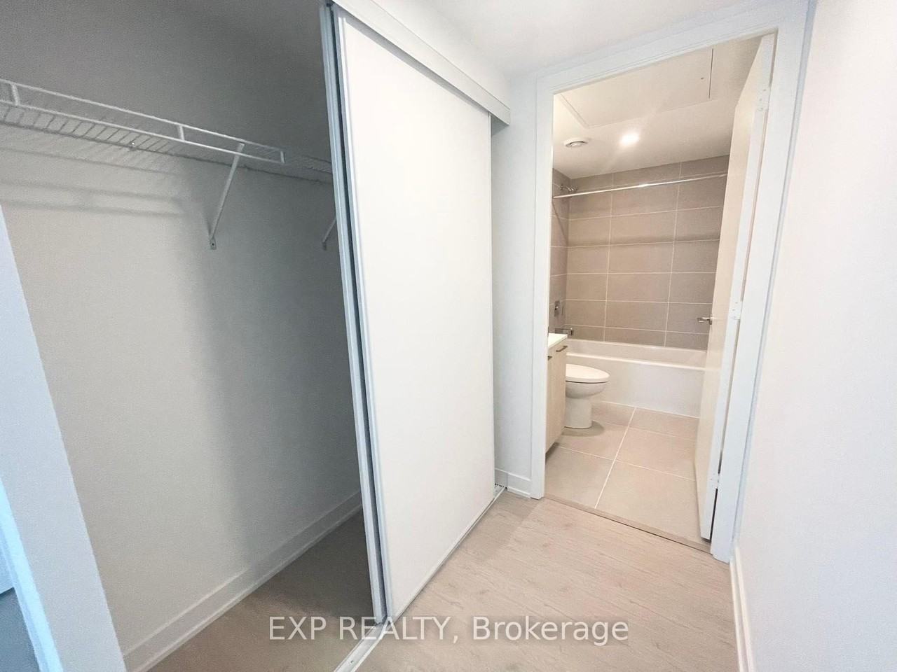 65 Mutual Street #1104 - Photo 6 of 18