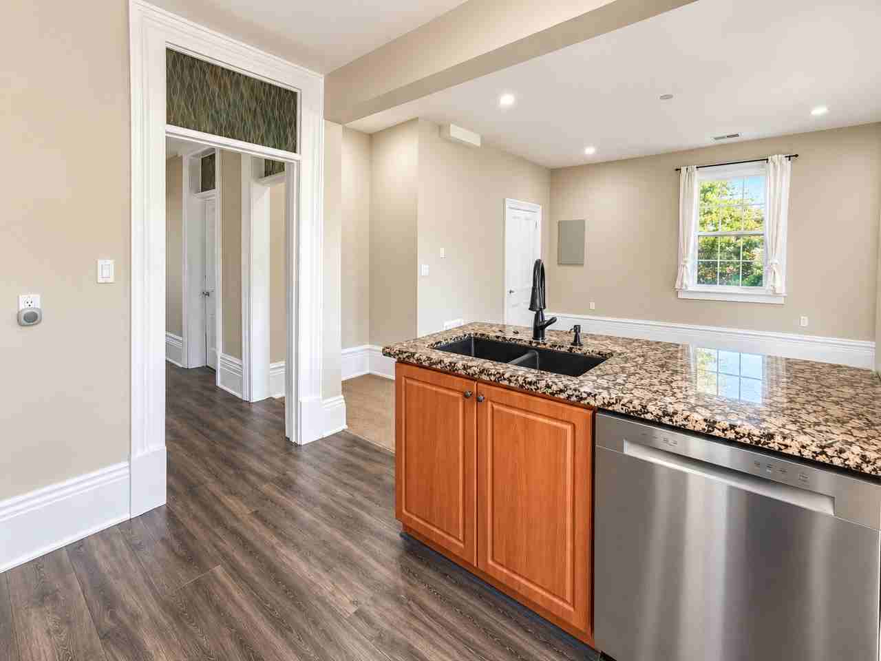 208 Henry Street #3 - Photo 5 of 11
