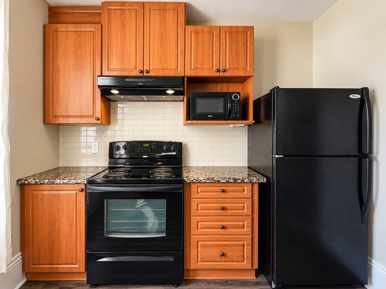 208 Henry Street #3 - Photo 4 of 11