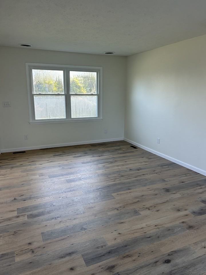 505 Lovers Ln #505 - Photo 7 of 8