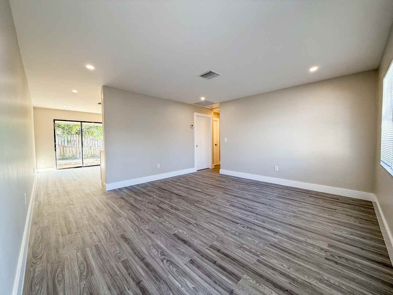 9370 Hi Dr #9370 - Photo 2 of 21