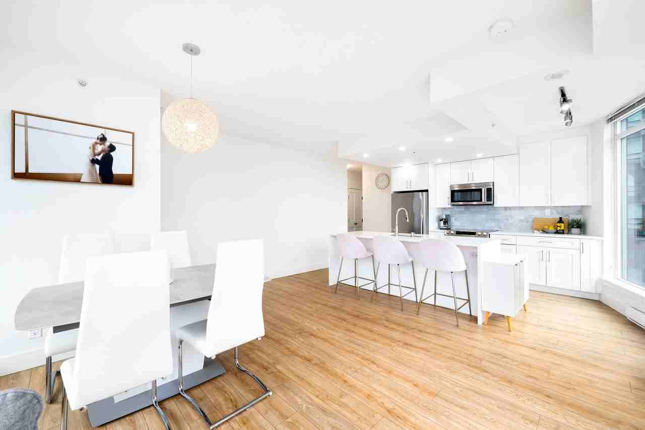 1188 West Pender Street #901 - Photo 2 of 9