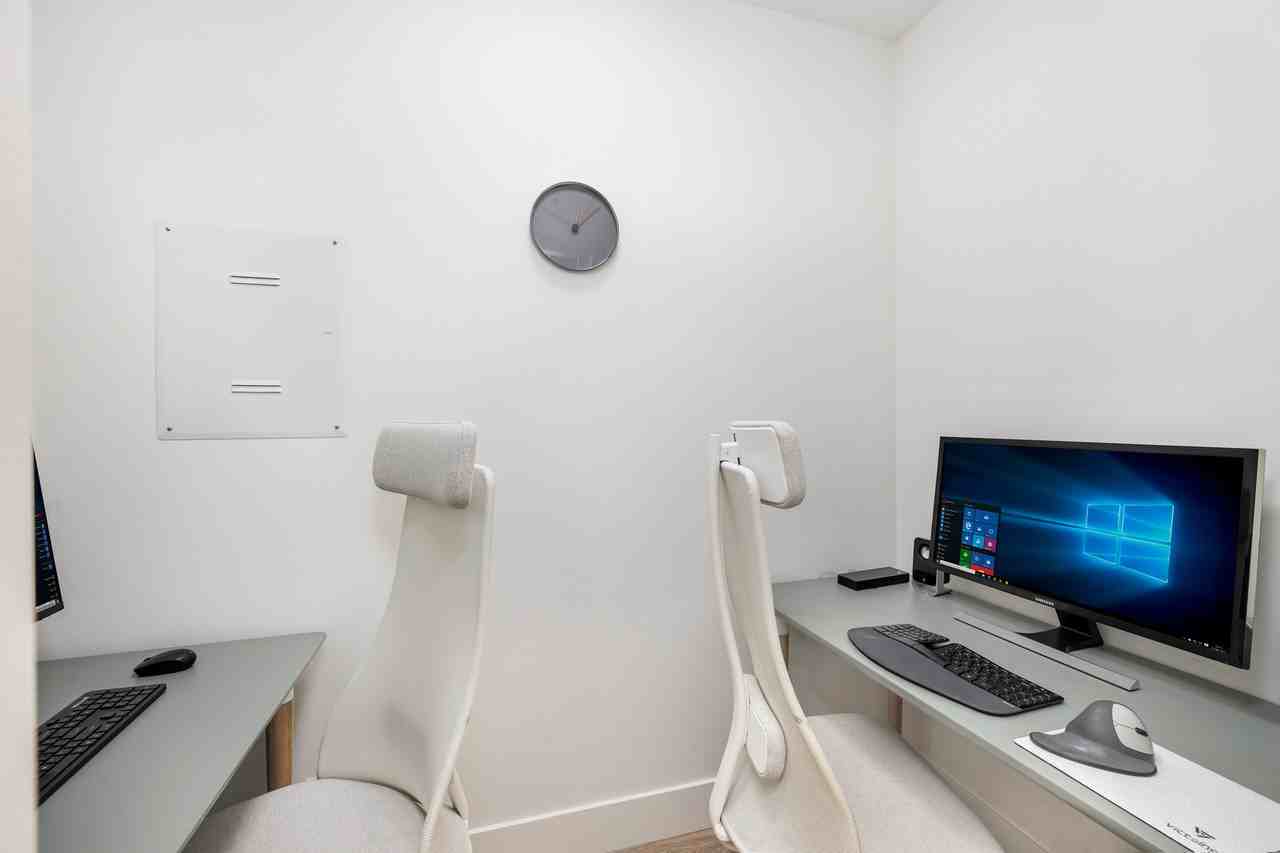 1188 West Pender Street #901 - Photo 6 of 9