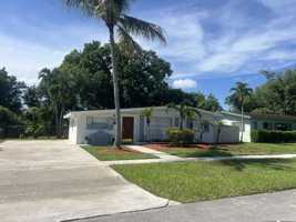 featured image of 4052 Collin Dr