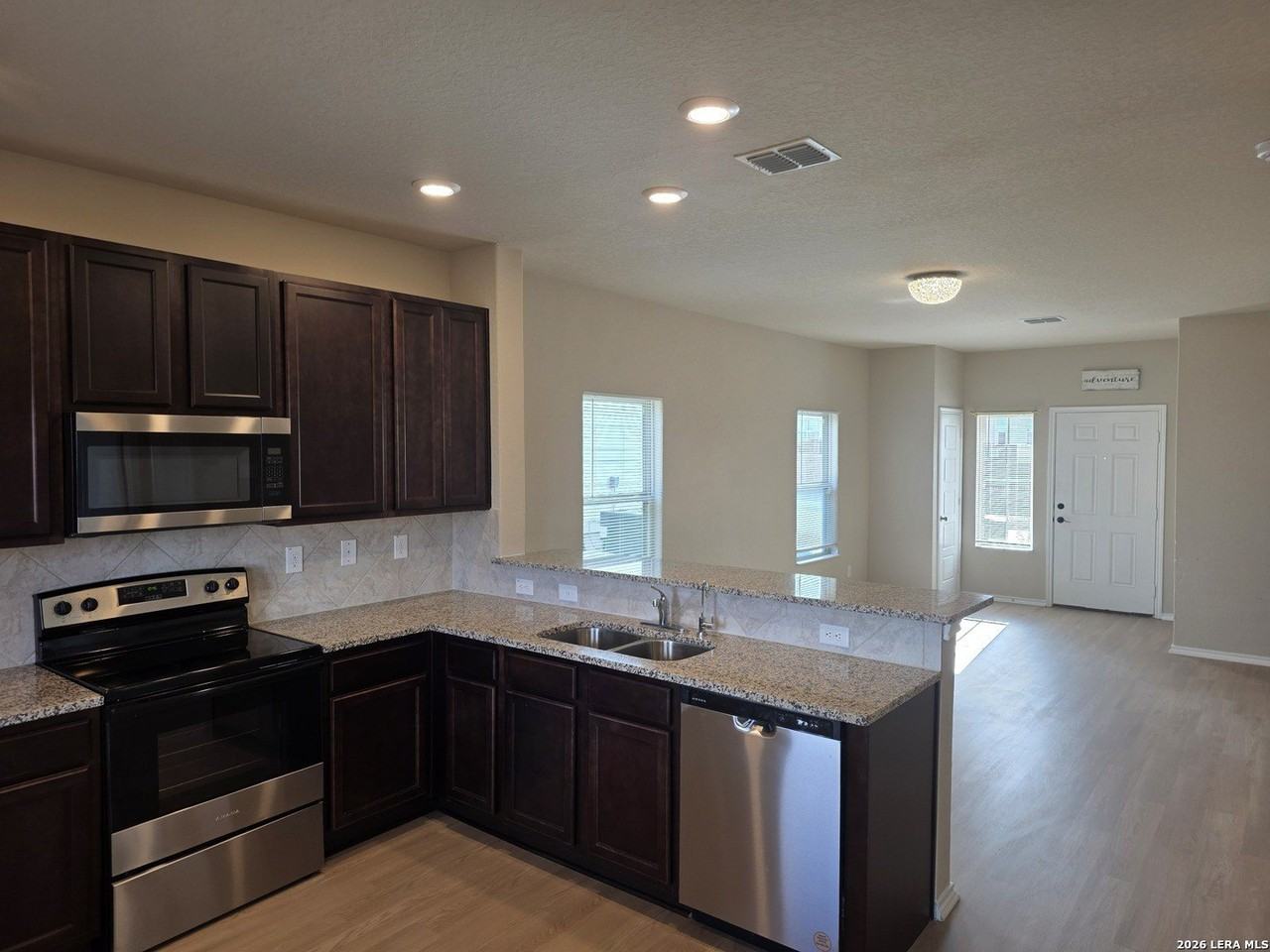 5915 Poolside Park - Photo 6 of 24