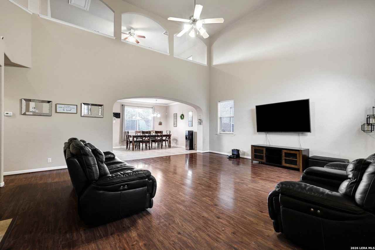26931 Rustic Brk - Photo 3 of 27