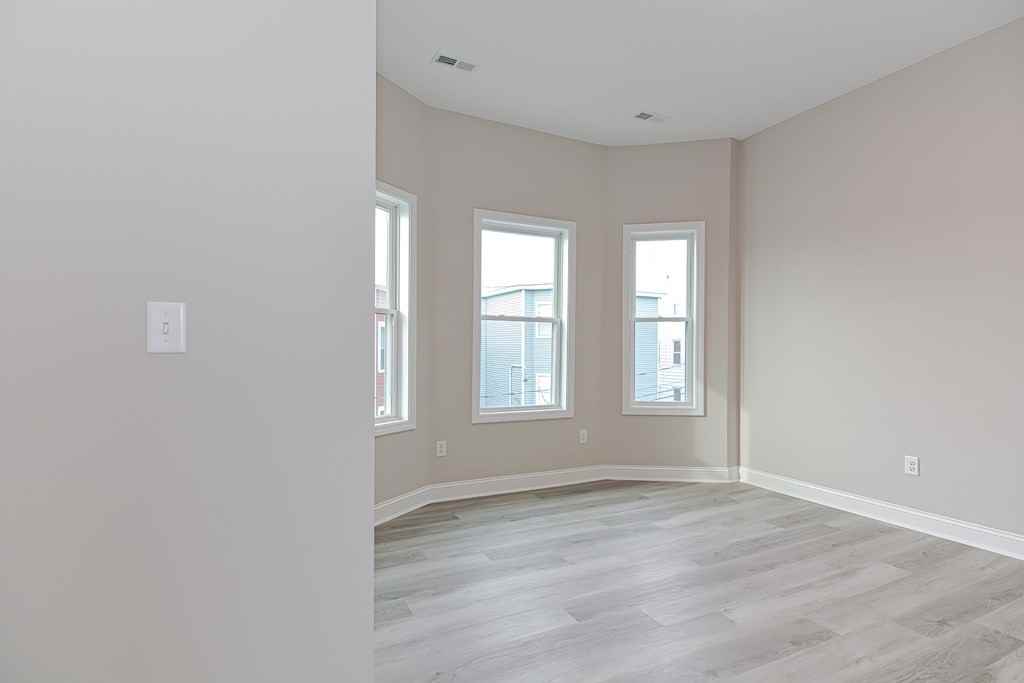 5 John St - Photo 2 of 21