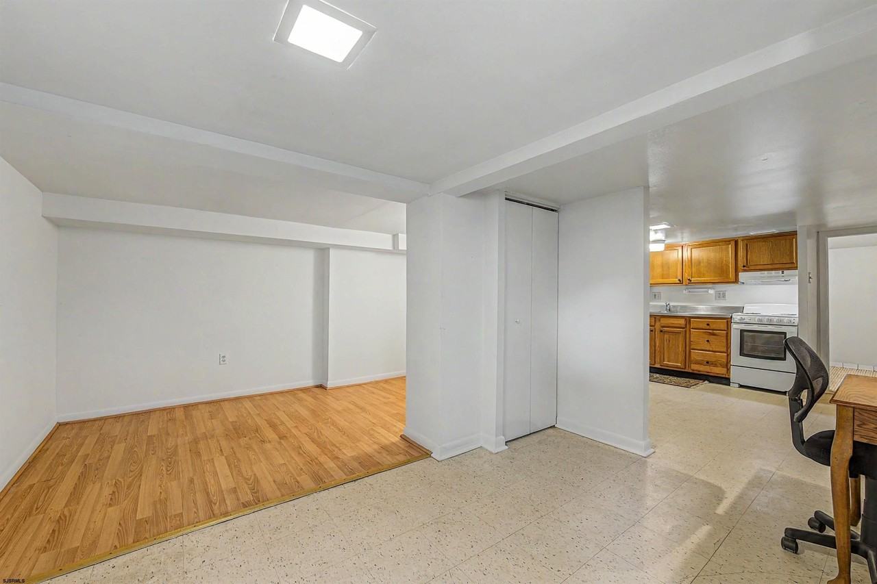 25 S Kingston Ave #2 - Photo 2 of 14