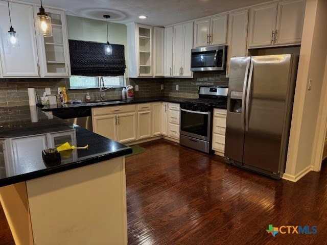 1422 Mockingbird Ln - Photo 5 of 17