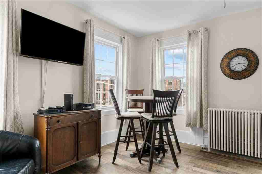 8 Franklin St #3 - Photo 7 of 26
